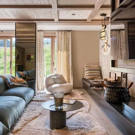 Rochebrune - De Luxe Apartment